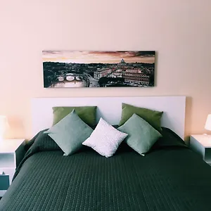 Apartment 4 Center